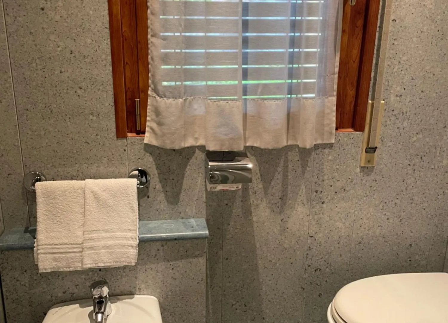 Hotel Mondial ראפאלו 3*,
